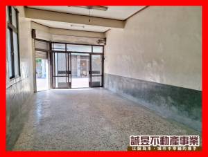 誠昱/好市多邊間透天可停.